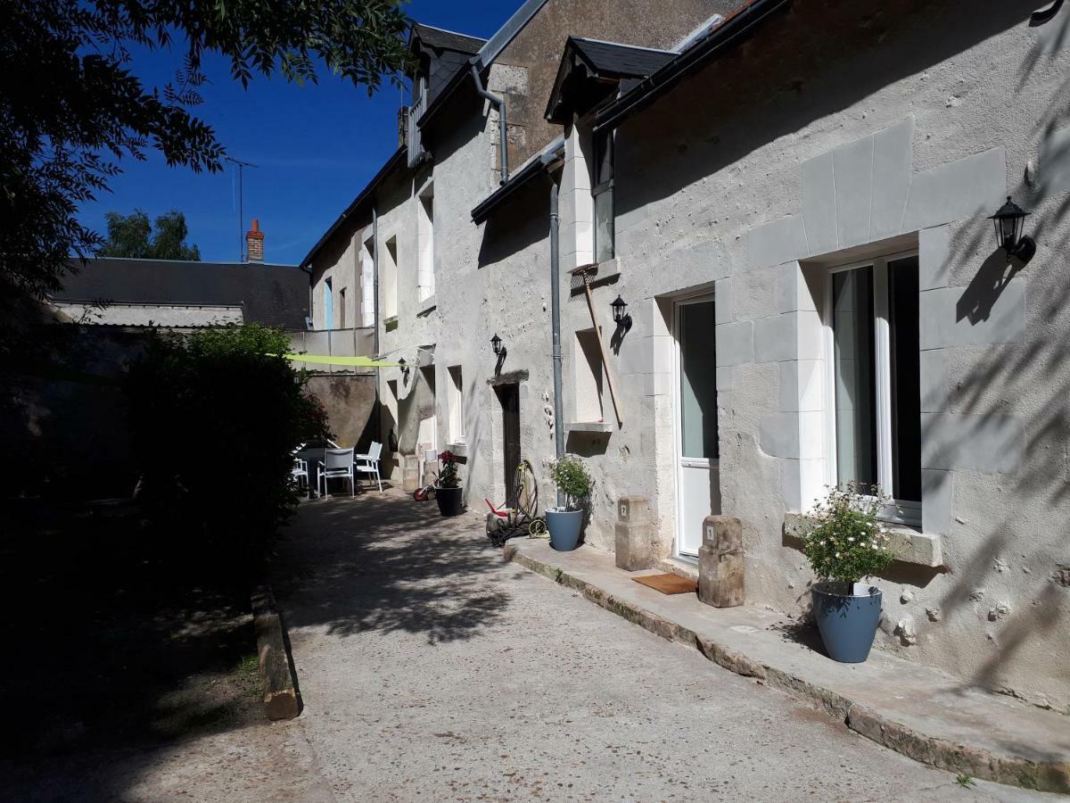 Le Logis De Chaumont Hotel Exterior photo